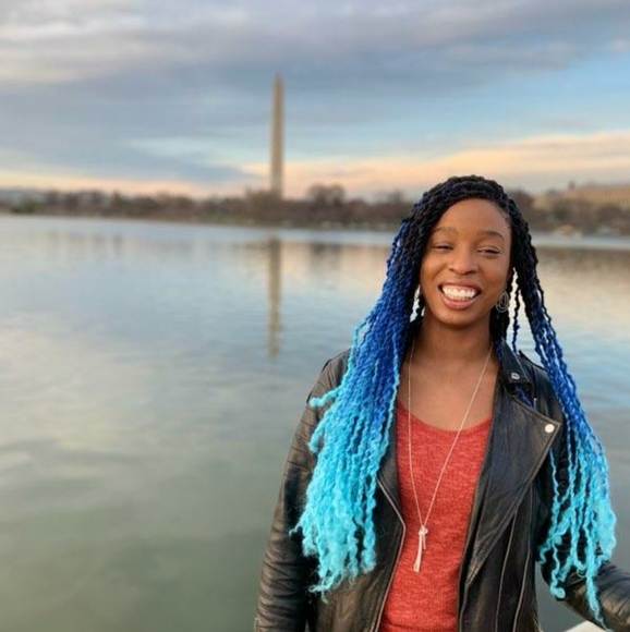 Meet your Posher, June - Picture 2 of 3